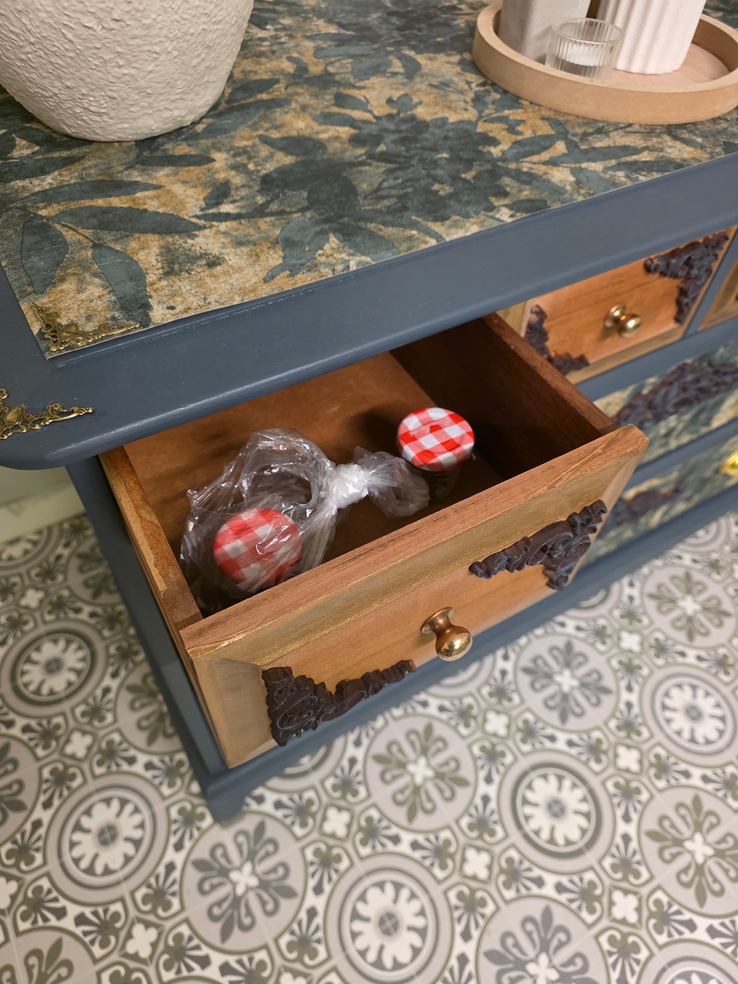 Stag 6 Drawer Chest