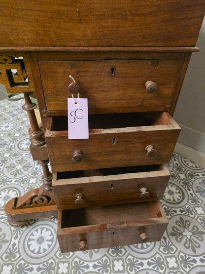 Wooden Davenport